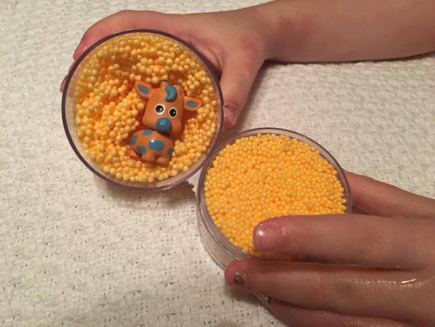 Playfoam Pals - ¡Con muñeco sorpresa!