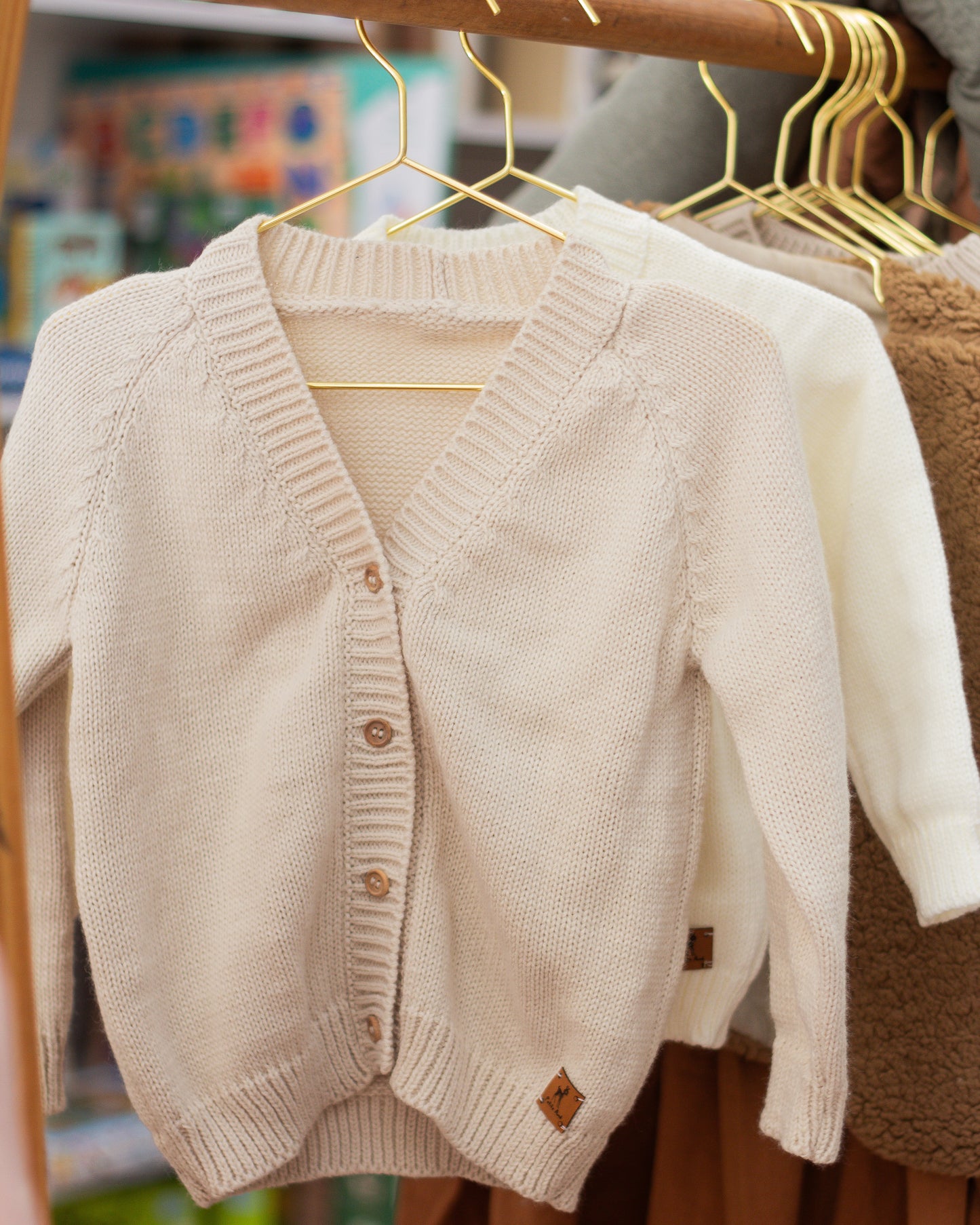 Saco tejido liso escote v