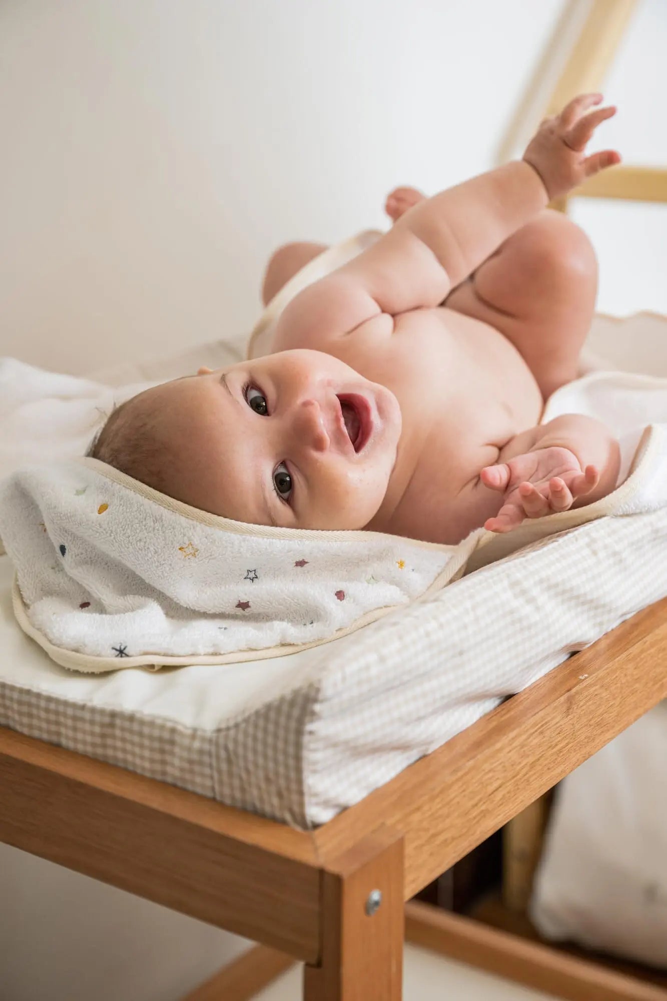 Toalla con capucha bordada