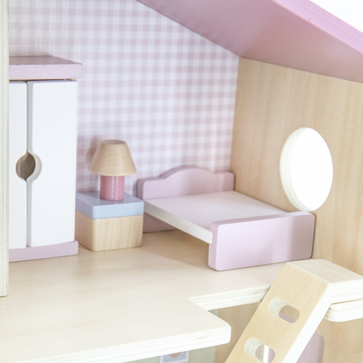 Casita de muñecas en madera