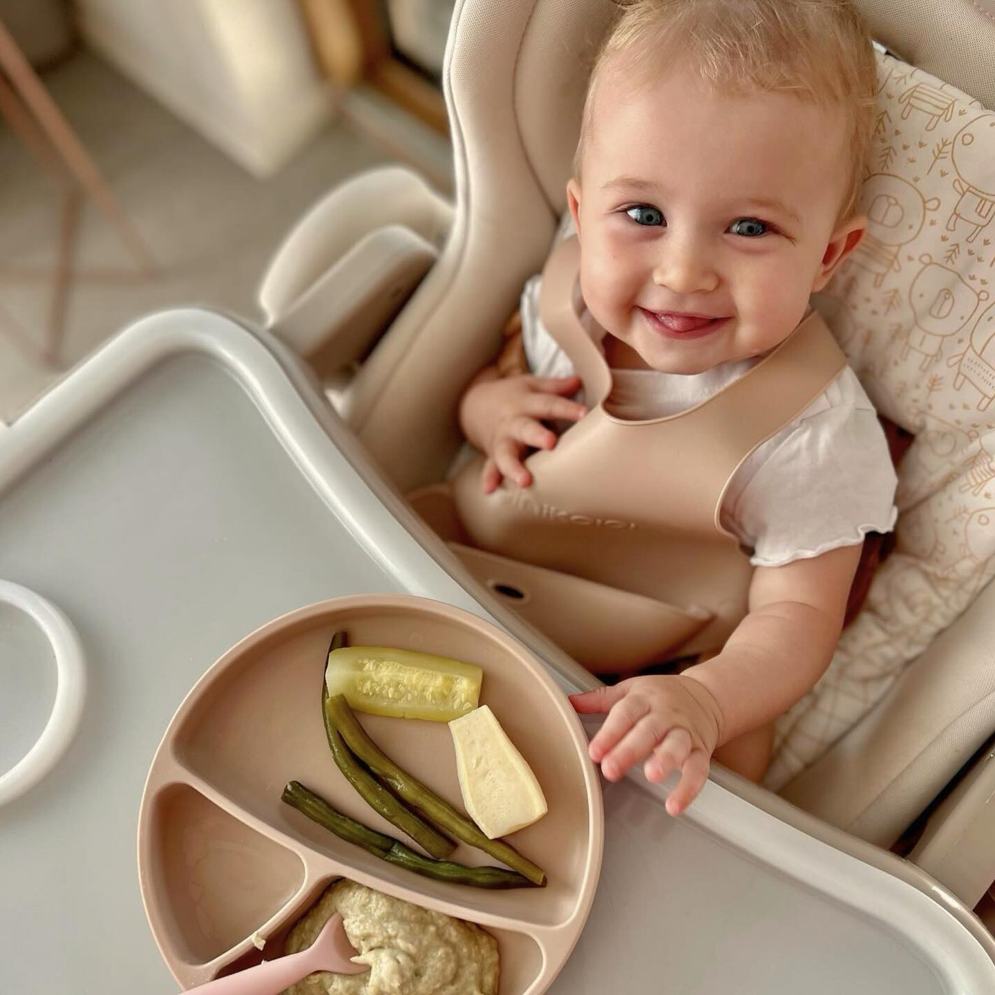 Plato Portions Stay-Put - Bubble Beige