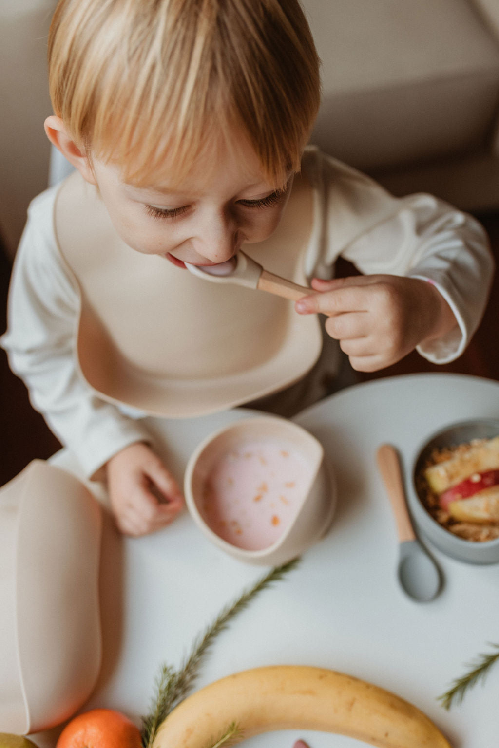Set de Alimentación Basic: Bowl + Cuchara + Babero