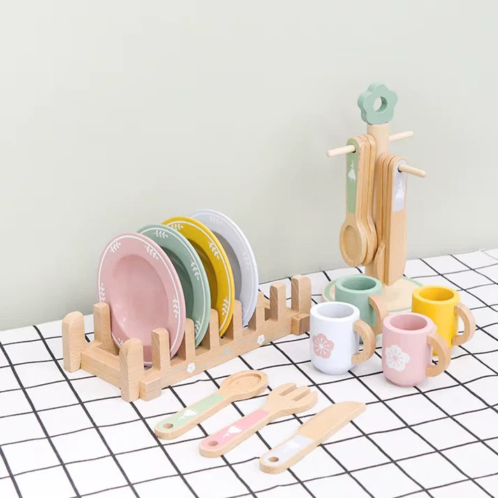 Set de Vajilla de Madera con Soportes