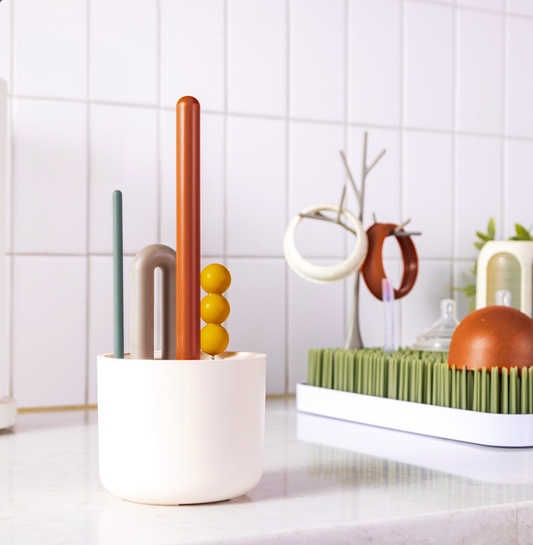 Set Cepillos Limpiamemas con Base Escurridora - Formas Geométricas