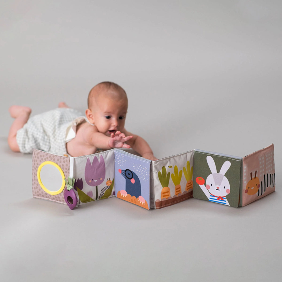 Libro de Tela para Bebés - Evolutivo - Urban Garden