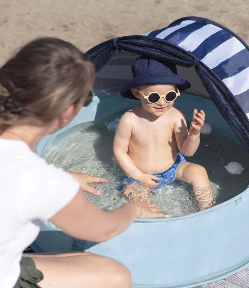 Carpa y Piscina de Playa y Jardín Aquani