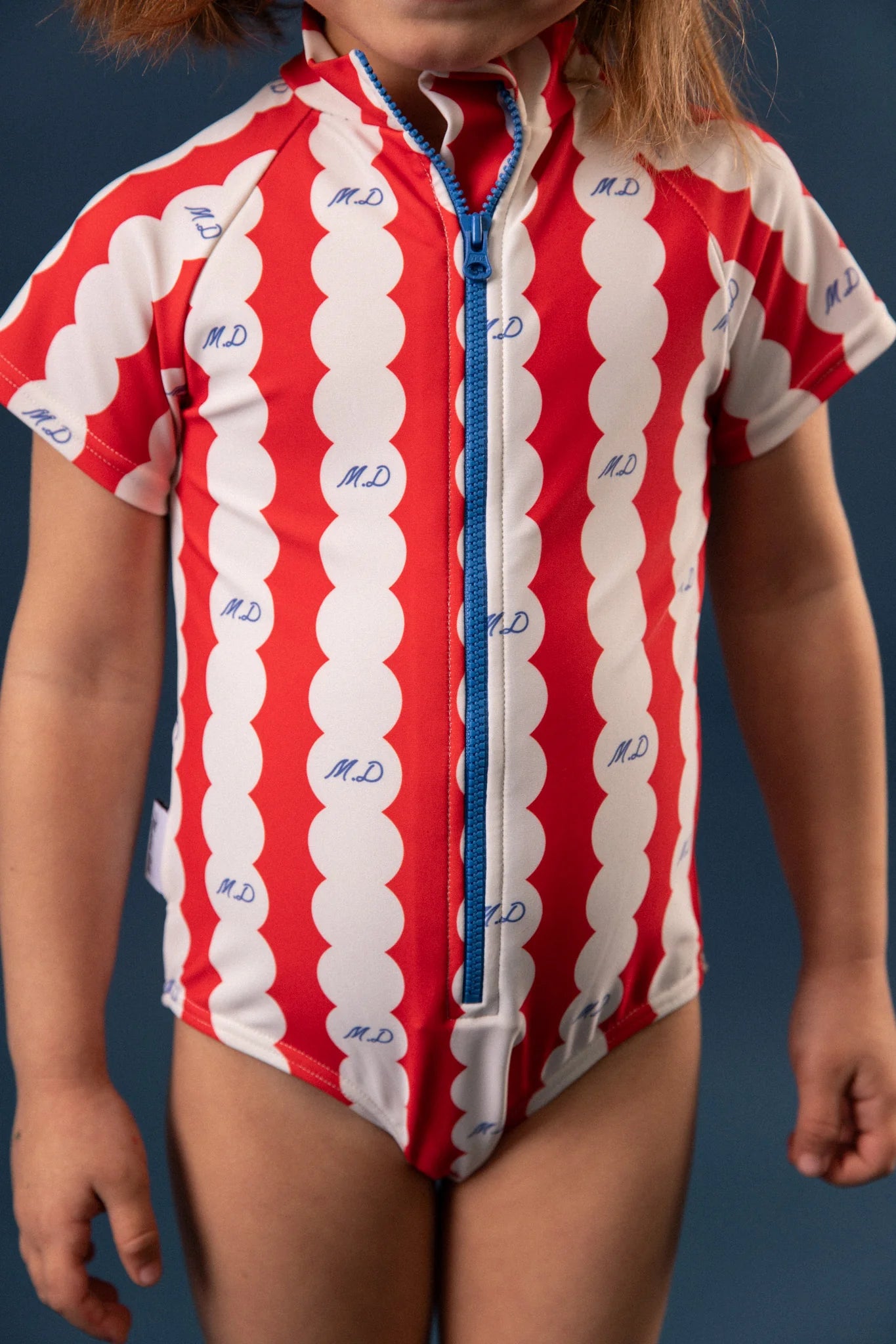 Malla Manga Corta Rouen Carmesí